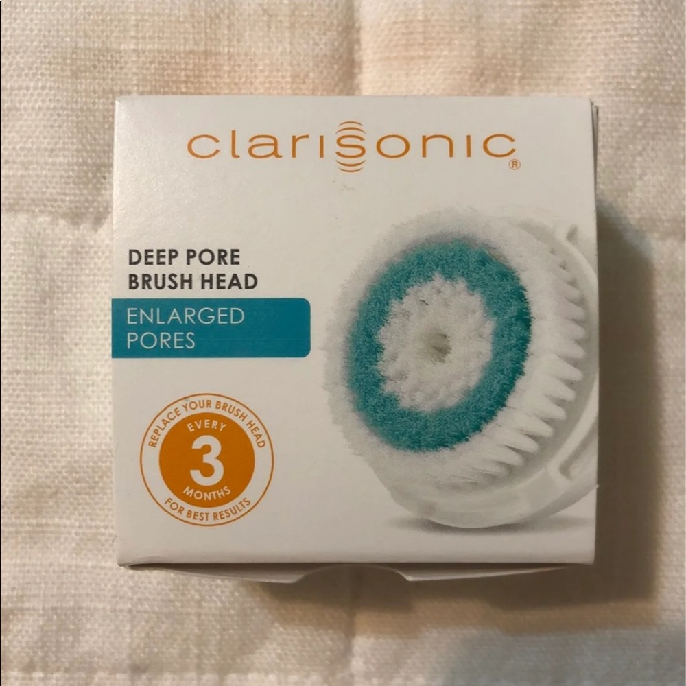 Clarisonic deep pore cleansing brush